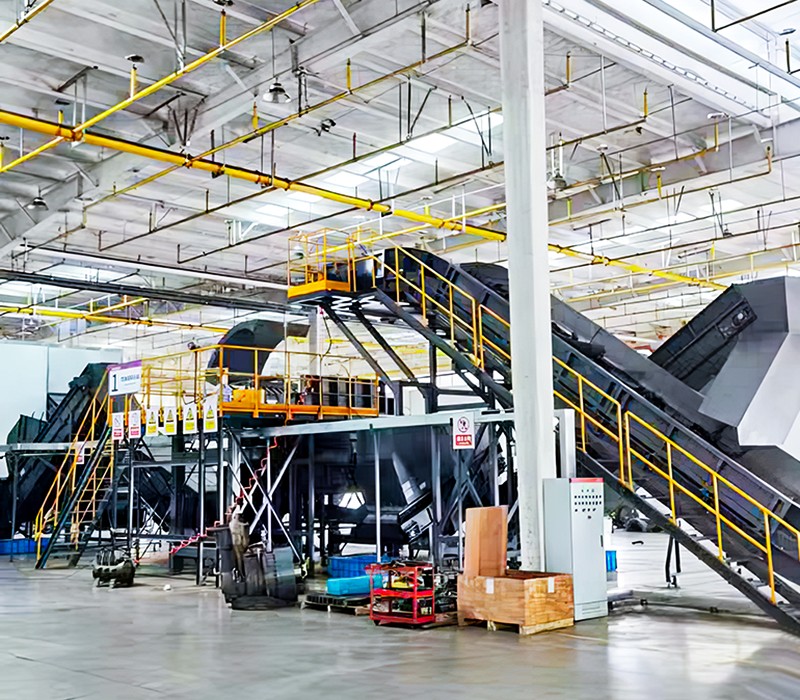 Plastic versnipperaar voor industrieel afval